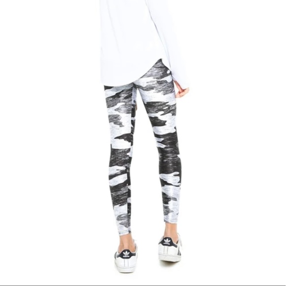 GIRLS Terez Camo Leggings - Picture 3 of 5